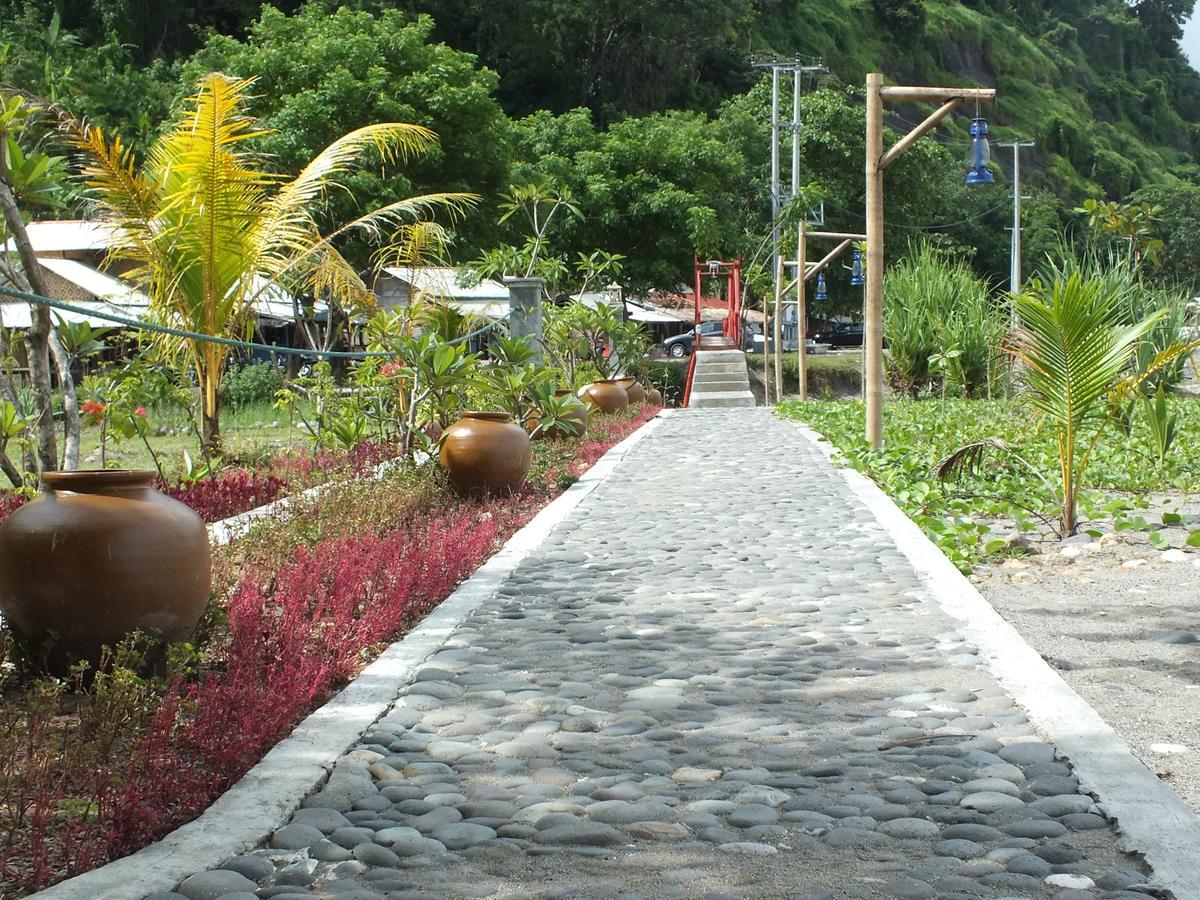Ketapang Resort Karanghawu Экстерьер фото
