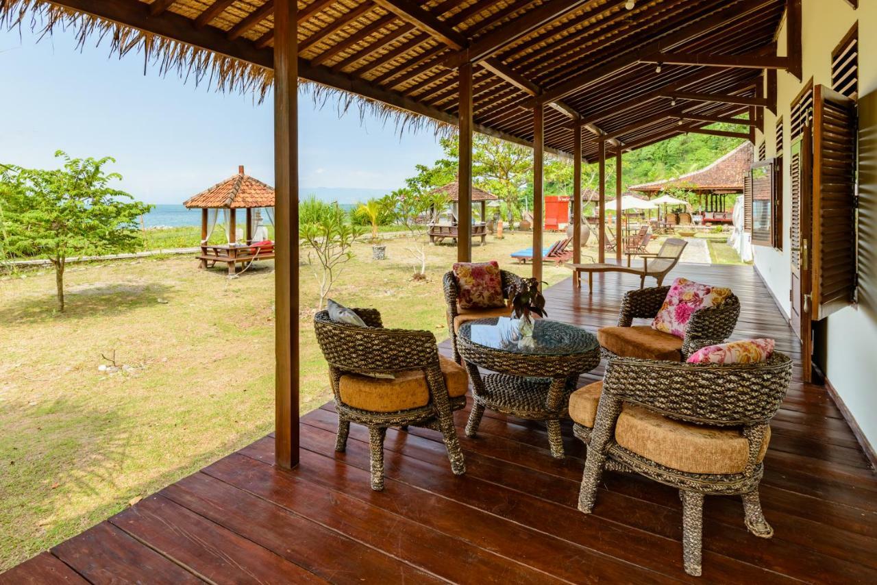 Ketapang Resort Karanghawu Экстерьер фото