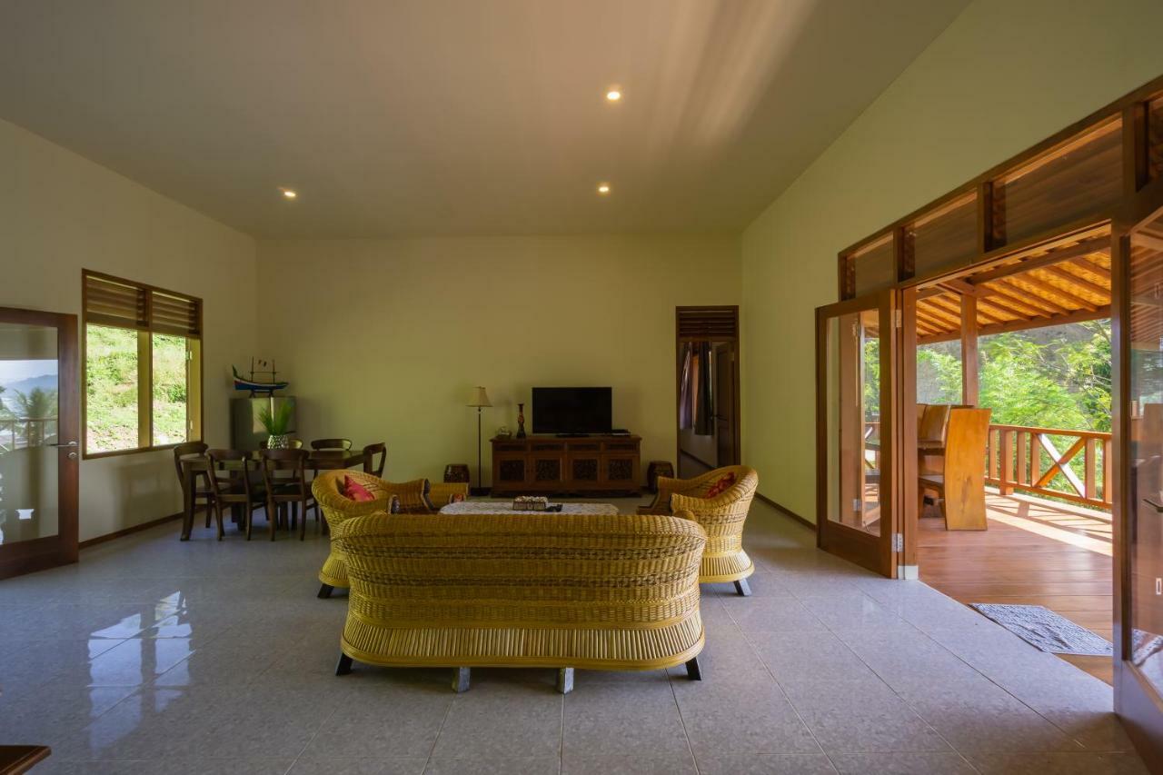 Ketapang Resort Karanghawu Экстерьер фото